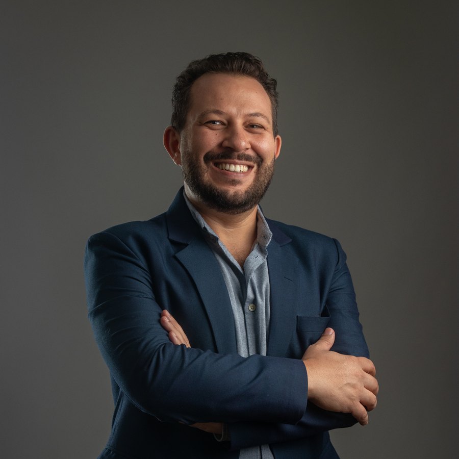 Retrato de José Erlan Dias Alves, fundador do Promova RH